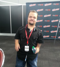 NYCC 2013: Zach Lipovsky and WWE Star Hornswoggle Explain the Darkness of ‘Leprechaun: Origins’